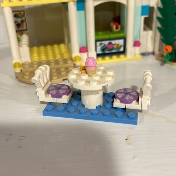 Lego friends Heartlake city resort 41347 - Picture 8 of 12